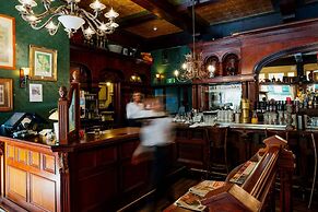 Hotel Mastbosch Breda