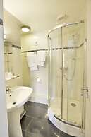 Hipotel Paris Père Lachaise République