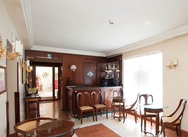 Aurelius Art Gallery Hotel
