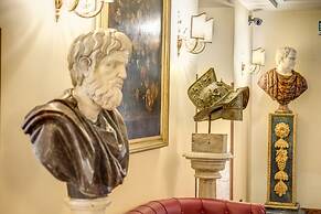 Aurelius Art Gallery Hotel
