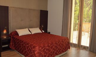 De La Trucha Hotel