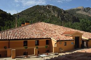 De La Trucha Hotel