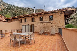 De La Trucha Hotel