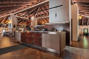 De La Trucha Hotel