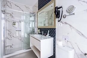 Venecia Plaza Centro Hotel