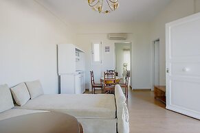 Emilia Luxury Apartments