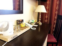Amaks Safar Hotel