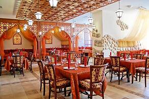 Amaks Safar Hotel