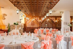 Amaks Safar Hotel