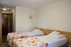 Amaks Safar Hotel