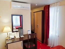 Amaks Safar Hotel