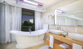 Grand Hotel Zhemchuzhina