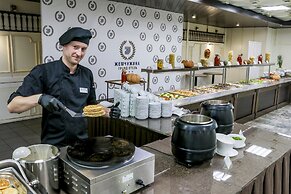 Grand Hotel Zhemchuzhina