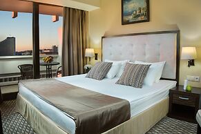 Grand Hotel Zhemchuzhina