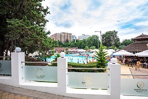 Grand Hotel Zhemchuzhina