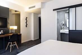 Aris Grand-Place Hotel