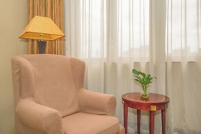 Broadway Mansions Hotel - On the Bund