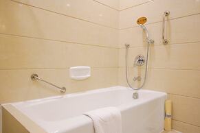 Broadway Mansions Hotel - On the Bund