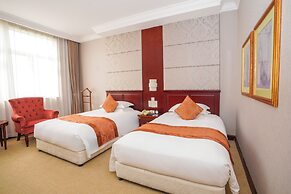 Broadway Mansions Hotel - On the Bund