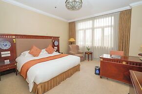 Broadway Mansions Hotel - On the Bund