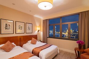 Broadway Mansions Hotel - On the Bund