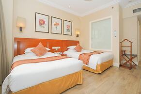 Broadway Mansions Hotel - On the Bund