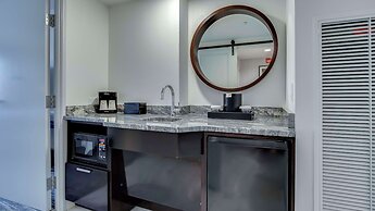 Embassy Suites Louisville East