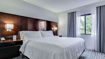 Embassy Suites Louisville East