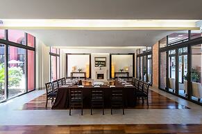 Intelier Airén Hotel