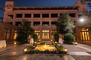 Intelier Airén Hotel