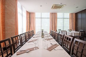 Intelier Airén Hotel