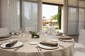 Intelier Airén Hotel