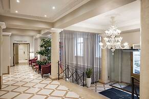 My City Hotel