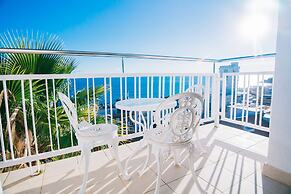 Hotel Roger de Flor Seleqtta