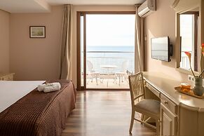 Hotel Roger de Flor Seleqtta