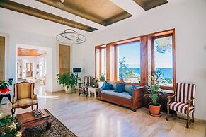Hotel Roger de Flor Seleqtta
