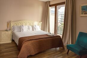 Hotel Roger de Flor Seleqtta