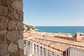 Hotel Roger de Flor Seleqtta