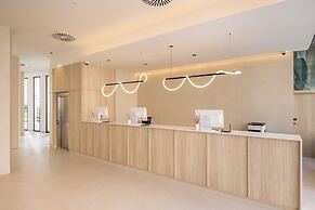 Hotel RH Arena By Hoteles RH