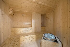 Hotel RH Arena By Hoteles RH