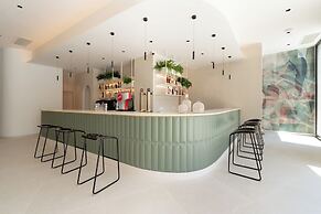 Hotel RH Arena By Hoteles RH
