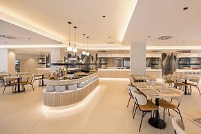 Hotel RH Arena By Hoteles RH
