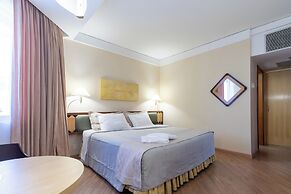 Golden Tower Pinheiros by Fênix Hotéis