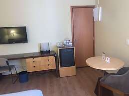 Golden Tower Pinheiros by Fênix Hotéis