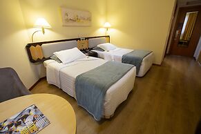 Golden Tower Pinheiros by Fênix Hotéis