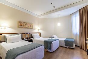 Golden Tower Pinheiros by Fênix Hotéis