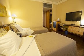 Golden Tower Pinheiros by Fênix Hotéis