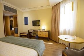 Golden Tower Pinheiros by Fênix Hotéis