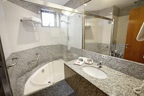 Golden Tower Pinheiros by Fênix Hotéis