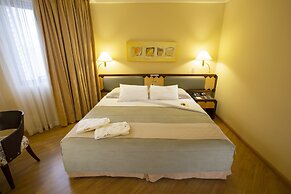 Golden Tower Pinheiros by Fênix Hotéis